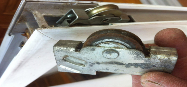 screen door roller repair in Maywood